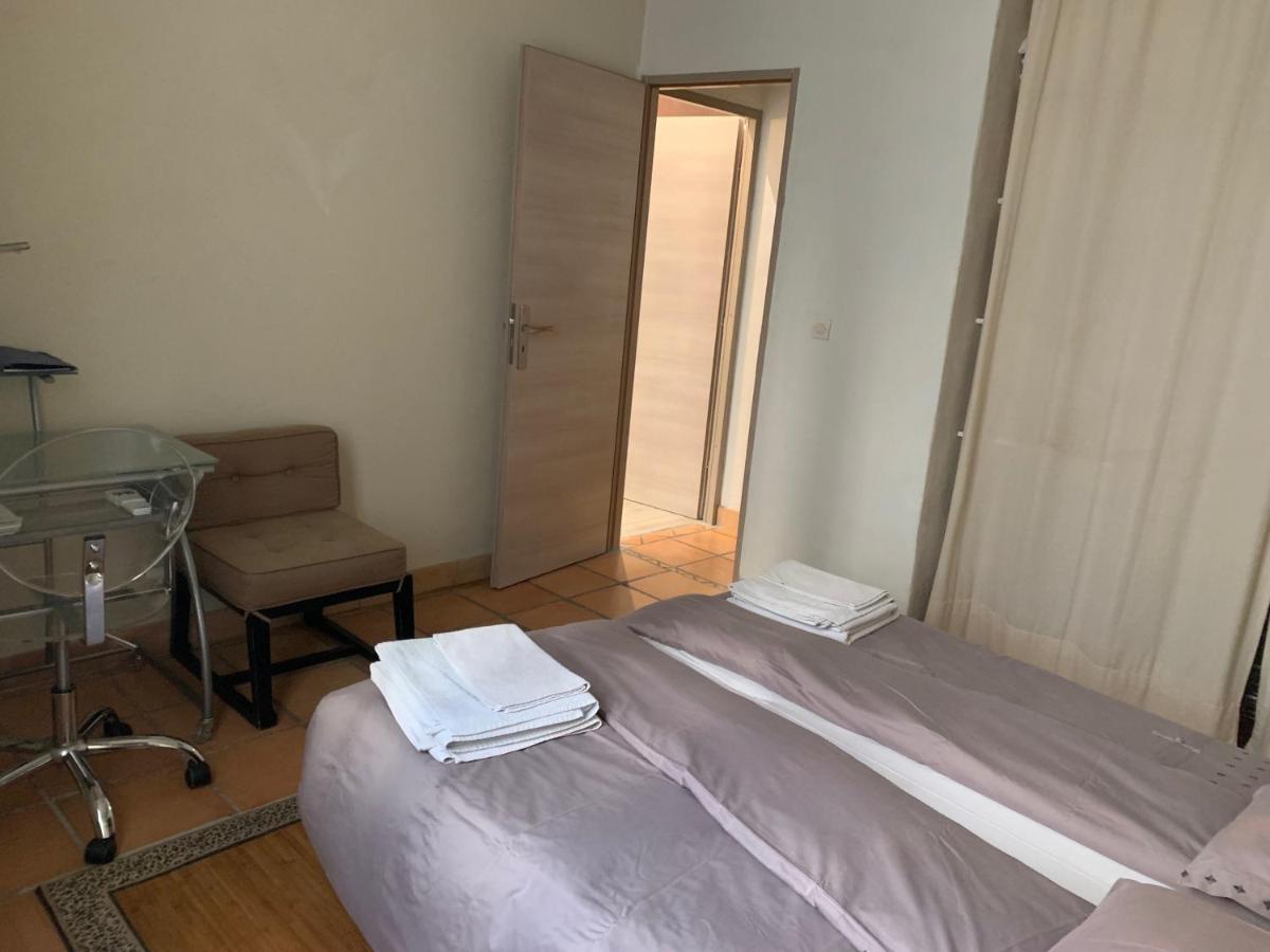 Historical Center Apartment Avignon Luaran gambar