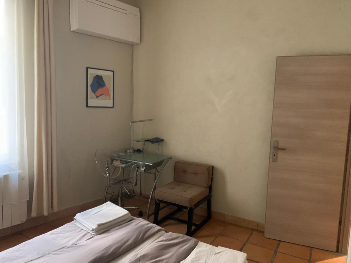 Historical Center Apartment Avignon Luaran gambar